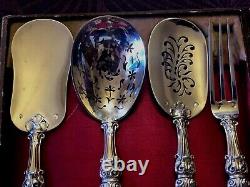 Splendid And Old Service In Mignardises In Solid Silver