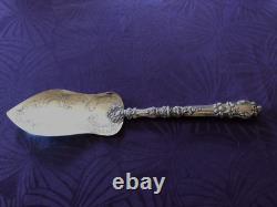 Splendid and Antique Cake Server entirely made of solid silver