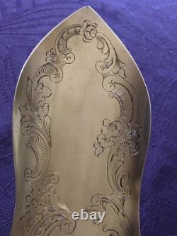 Splendid and Antique Cake Server entirely made of solid silver