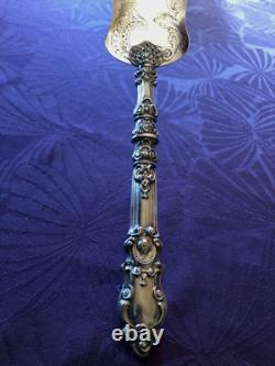Splendid and Antique Cake Server entirely made of solid silver