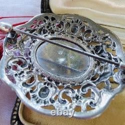 Superb Antique Art Nouveau / Neo-Renaissance Brooch in 800 Silver by Gustav Hauber