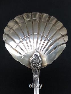 Superb antique silver mignardise spoon by silversmith Paul Canaux & Co.