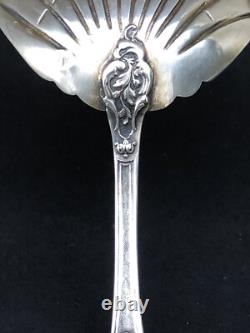 Superb antique silver mignardise spoon by silversmith Paul Canaux & Co.