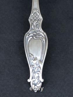 Superb antique silver mignardise spoon by silversmith Paul Canaux & Co.