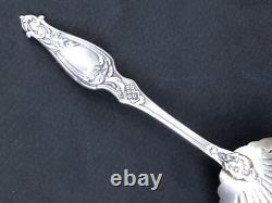 Superb antique silver mignardise spoon by silversmith Paul Canaux & Co.