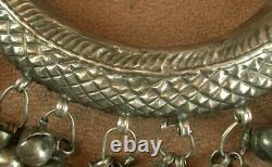 Translate this title in English: Beautiful Ancient Berber Bracelet in Sterling Silver with Pendants and Charms