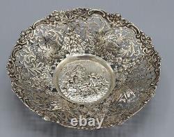 Translation: Ancient Solid Silver 800 Cup with Romantic Cherubin Putti Decoration