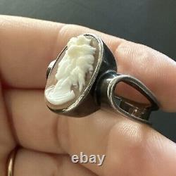 Translation: Ancient Solid Silver 925 Tank Art Deco Ring with Cameo Signet
