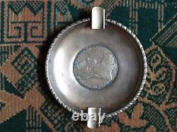 Translation: 'Antique Solid Silver Ashtray 800 thousandths with Thaler 1780'