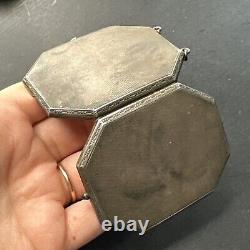 Translation: Antique Solid Silver Pendant Art Nouveau Charm Deco Powder Compact Mirror