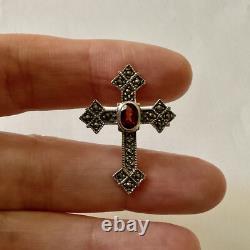 Very Beautiful Antique Silver Brooch with Garnet and Marcasites, Signed Danecraft