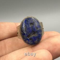 Very ancient Roman ring in solid silver with lapis lazuli