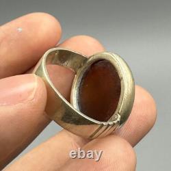 Very old antique solid silver ring with engraved agate stone, anima