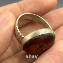 Very old antique solid silver ring with engraved agate stone, anima