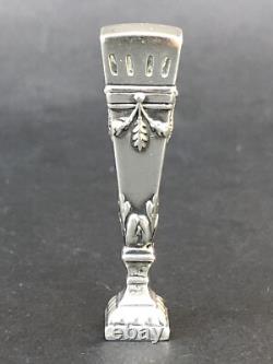Very pretty old small SILVER SEAL in SOLID 800 SILVER
