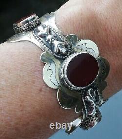 Vintage Solid Silver Bracelet Turkish Kazakh Traditional Art Creator