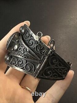 Vintage Solid Silver Gourmette Bracelet Ethnic Tank Bangle