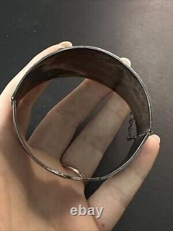 Vintage Solid Silver Gourmette Bracelet Ethnic Tank Bangle