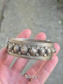 Vintage Solid Silver Moroccan Berber Bracelet 90.18g