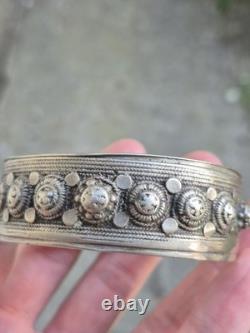 Vintage Solid Silver Moroccan Berber Bracelet 90.18g