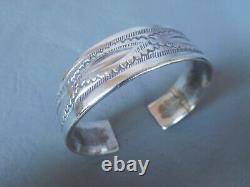 Vintage Tunisian solid silver gray oval cuff bracelet for men and women