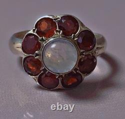 Vintage silver ring with garnet and moonstone, solid silver ring, garnet size 55
