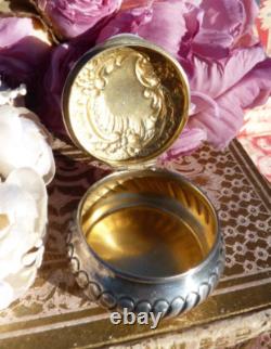 ANCIENNE BOITE à PILULES en ARGENT MASSIF XIXe de style Rocaille, Poids 24 gr