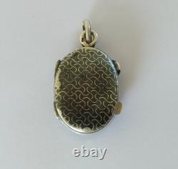 ANCIEN PENDENTIF RELIQUAIRE ARGENT MASSIF RELIQUE DE LA VRAIE CROIX XIXe