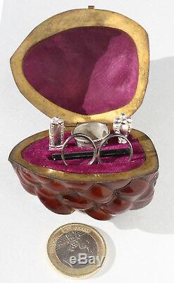 ARGENT Ancien nécessaire de couture miniature Noix Ciseaux walnut sewing case