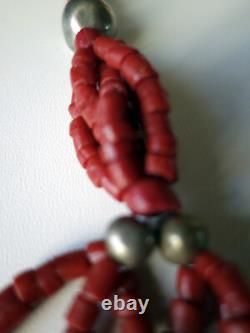Ancien Collier Berbère Maroc bourse en argent et corail