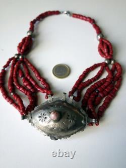 Ancien Collier Berbère Maroc bourse en argent et corail
