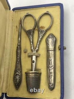 Ancien Necessaire De couture En Argent France 19th Century Vintage