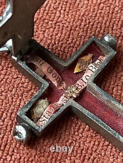 Ancien Pendentif Argent Massif Croix Reliquaire Relique Jesus A Identifer