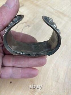 Ancien bijoux bracelet argent massif croix Russie orientale