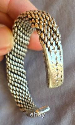 Ancien bracelet torque ethnique argent massif torsadé Thaïlande Birmanie 72,85 G