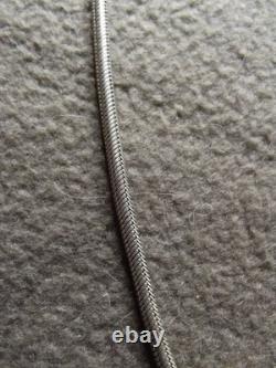 Ancien collier pendentif en argent massif