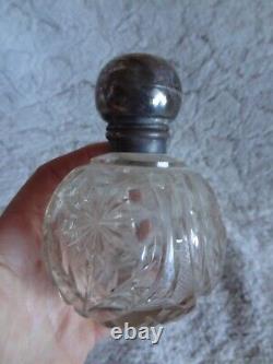 Ancien flacon à parfum en argent massif d'époque victorienne