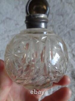 Ancien flacon à parfum en argent massif d'époque victorienne