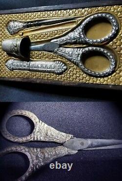 Ancien nécessaire à couture en argent massif Charles X XIXeme Antique sewing set
