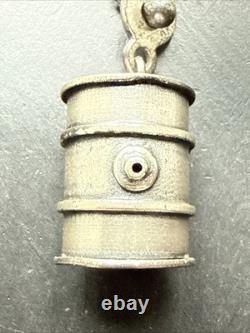 Ancien porte clés En Argent Massif Tonneau