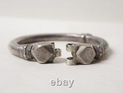 Ancien superbe lourd Bracelet Rajasthan argent massif ethnique tribal XIXe