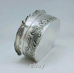 Ancienne Boîte À Pilules Anglaise Argent Massif Décoré Carrosse Maison Silver