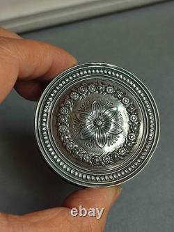 Ancienne Boîte à Pilules en Argent à déco style néo-classique vers 1900, 33g