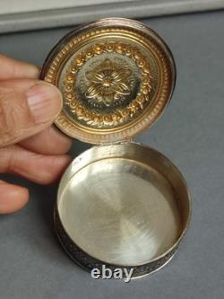 Ancienne Boîte à Pilules en Argent à déco style néo-classique vers 1900, 33g