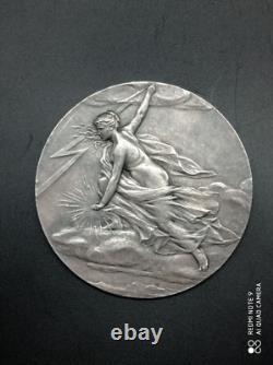 Ancienne Médaille syndicat industrie en argent massif signée ch. Pillet 115 Gr