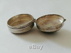 Ancienne boîte à pilules en argent massif et cabochon d'agate verte à identif