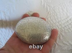 Ancienne boite ovale en argent massif anglais 57 gr