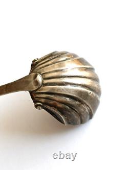 Ancienne cuillère en argent décor putto coquille tete femme Style baroque silver