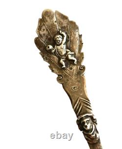 Ancienne cuillère en argent décor putto coquille tete femme Style baroque silver