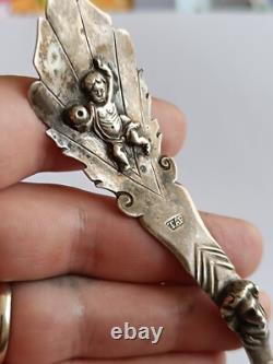 Ancienne cuillère en argent décor putto coquille tete femme Style baroque silver